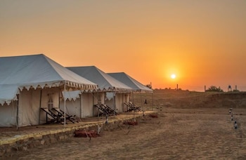 mohin desert safari camp