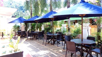 One Crescent Place,Boracay>>Balabag,3 star