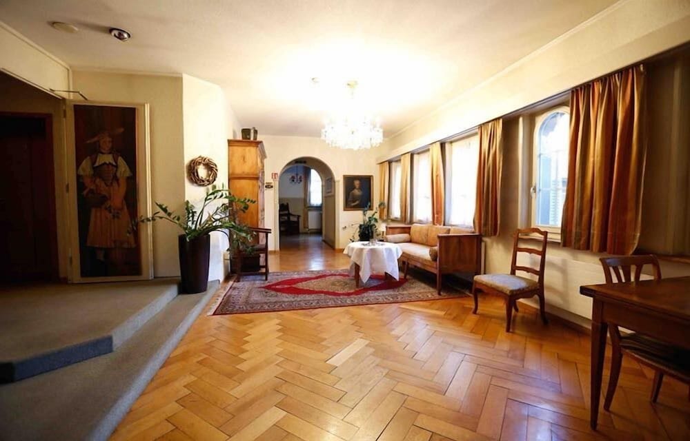 hotel restaurant lowen worb