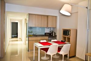 dream studios ba apartment