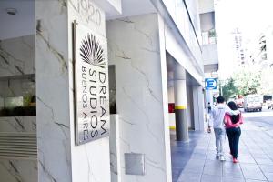 dream studios ba apartment