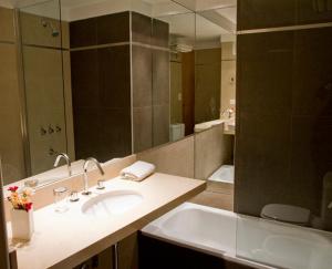 dream studios ba apartment