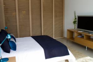 dream studios ba apartment