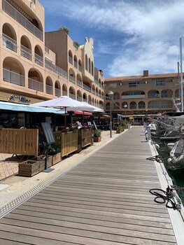 la cigale varoise hyeres la plage
