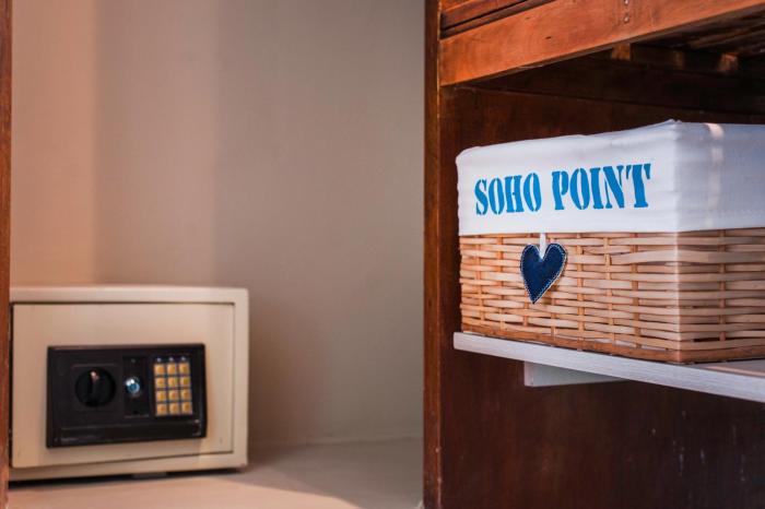 soho point central