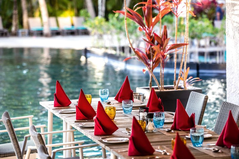 mauricia beachcomber resort and spa