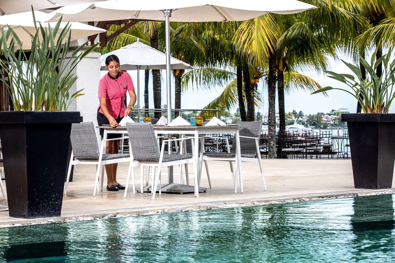 mauricia beachcomber resort and spa