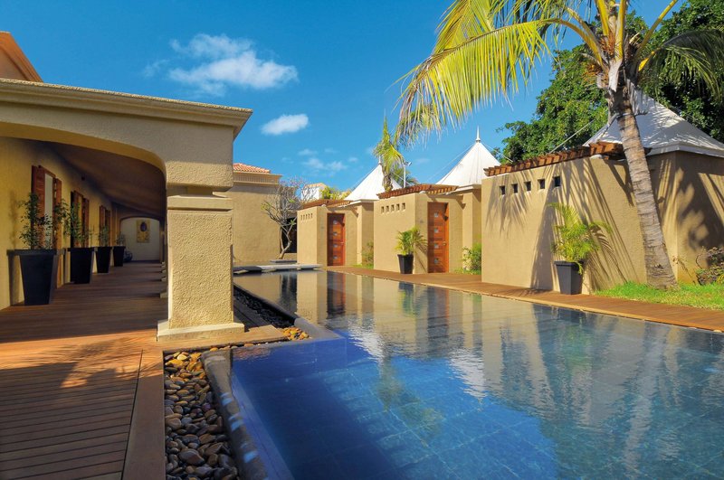 mauricia beachcomber resort and spa