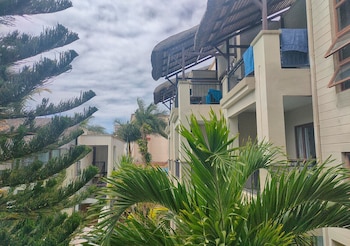 grand bay suites