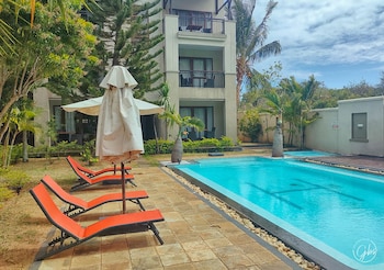 grand bay suites