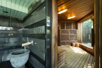 seaes hotel and resort