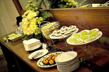 whiz hotel malioboro yogyakarta