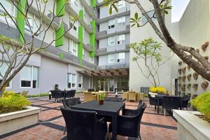 whiz hotel malioboro yogyakarta