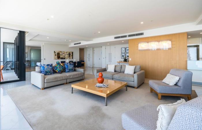 aria apartments