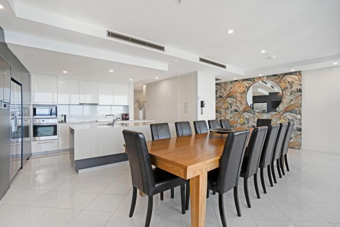 aria apartments