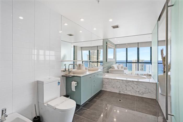 aria apartments
