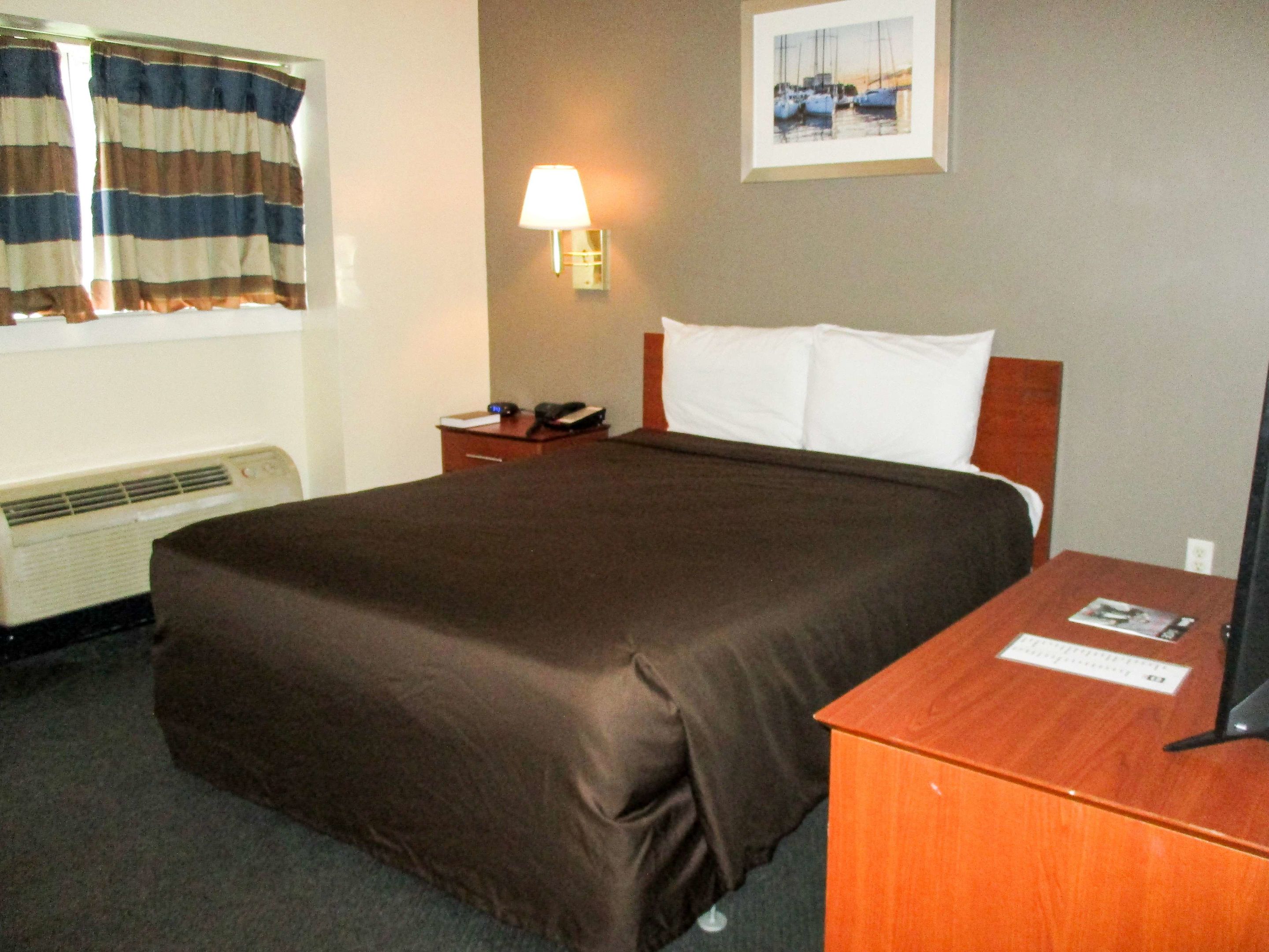 studio 6 hampton va langley afb area