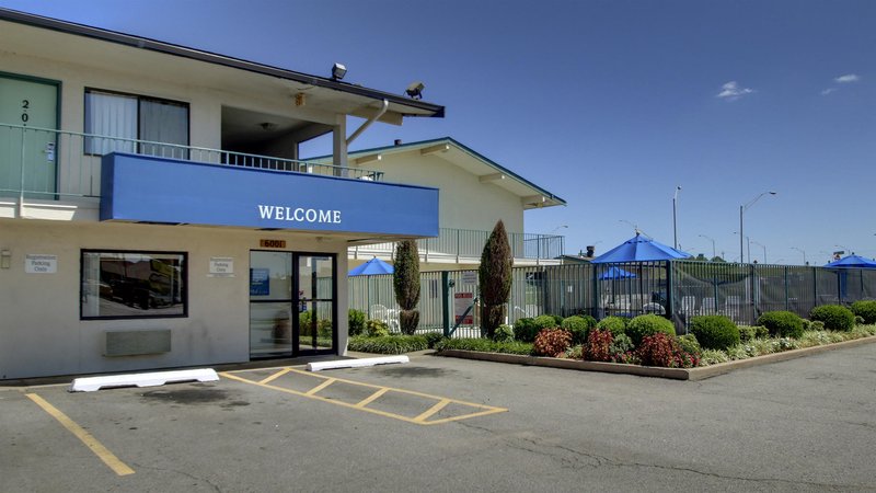 rodeway inn fort smith i 40