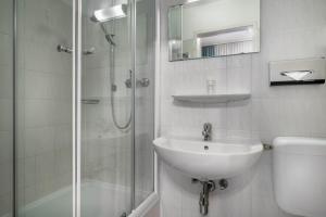 garner hotel cologne engelbertz by ihg