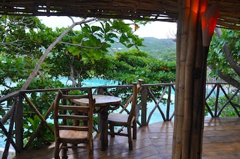Great Huts,Drapers>>Boston Bay,3 star