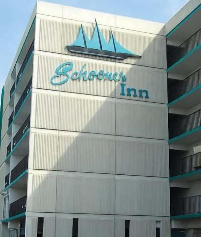 schooner inn