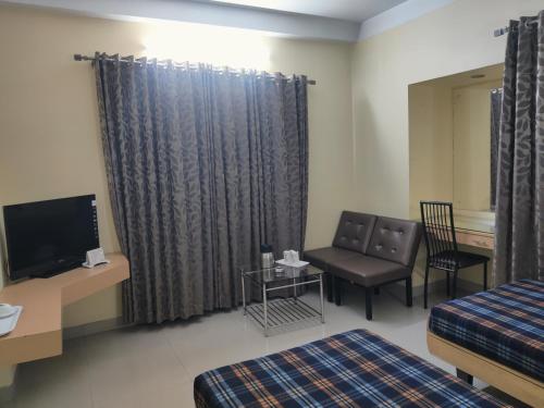Hotel Vinayak,India>>Raiganj,3 star