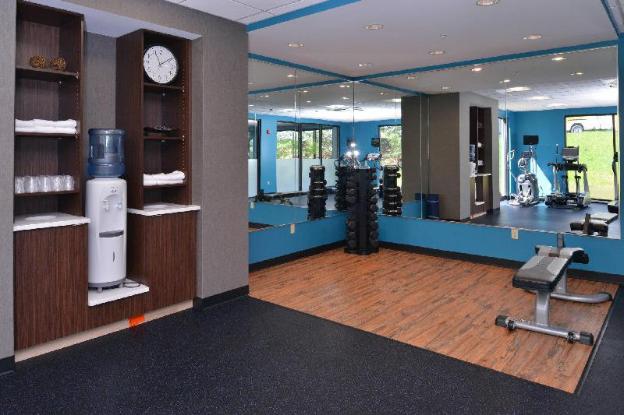 fairfield by marriott rochester henrietta university area