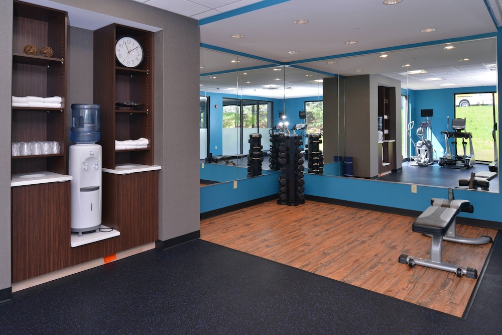 fairfield by marriott rochester henrietta university area