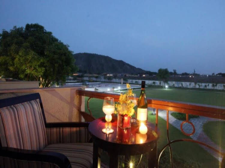 treehouse dwarka hotel and club