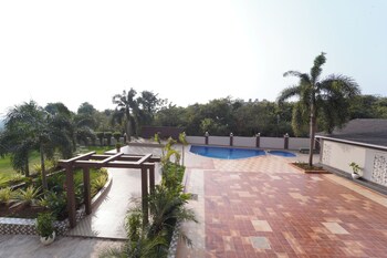 ocean view the apartment hotel