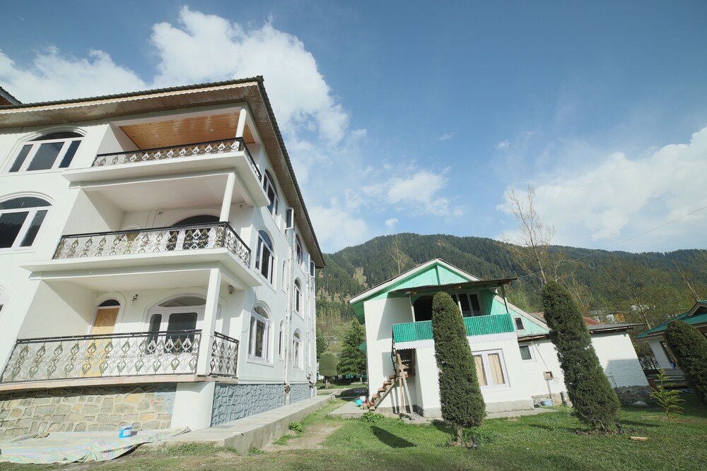 pahalgam resort and cottages