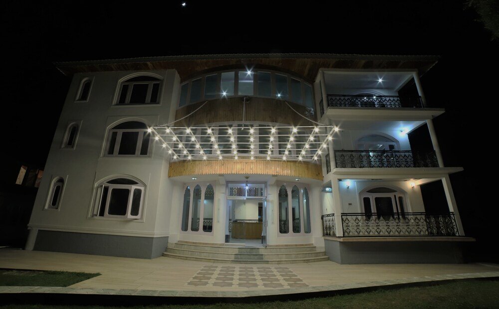 pahalgam resort and cottages