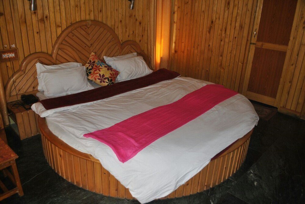 pahalgam resort and cottages