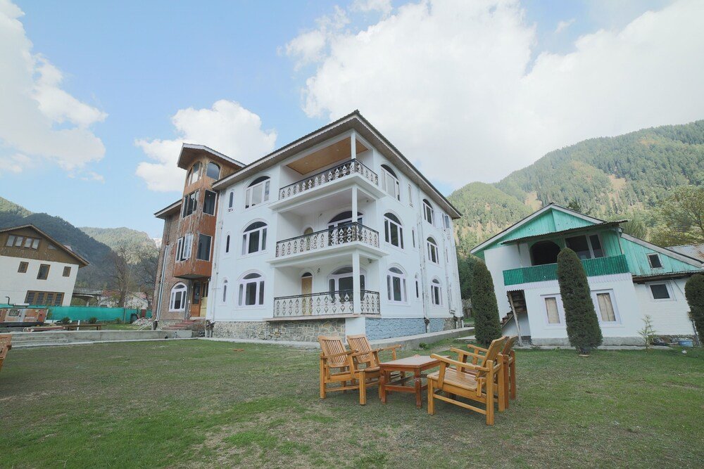 pahalgam resort and cottages