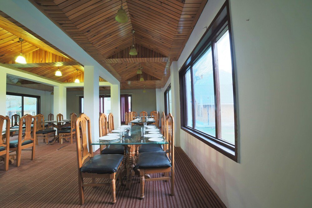 Pahalgam Resort And Cottages,Batkoot,3 star