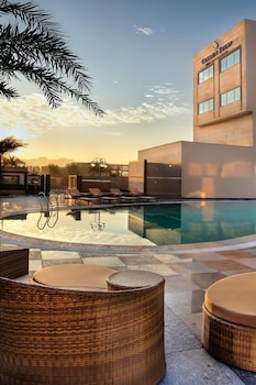 golden tulip bhiwadi