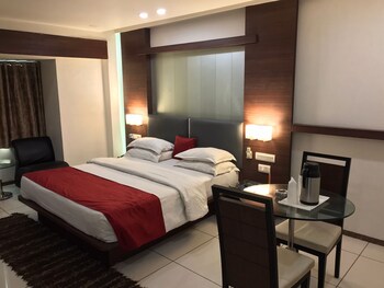 pearl hotel and banquets