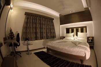 pearl hotel and banquets