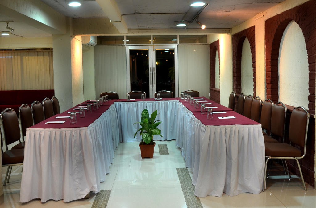 sea palace hotel