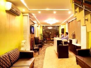 Capital O 44526 Hotel Tjs Royale,In New Delhi (Karol Bagh),3 star