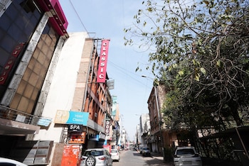 Hotel Classic,Karol Bagh>>Central Delhi,3 star