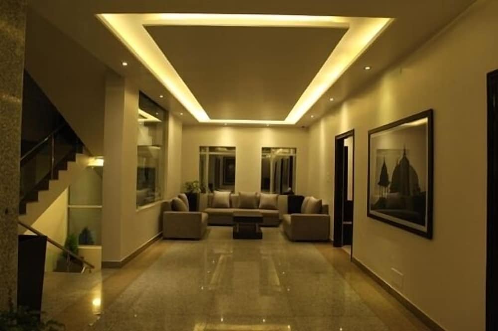 hotel avana by minze