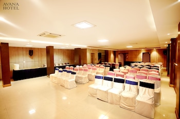 hotel avana by minze