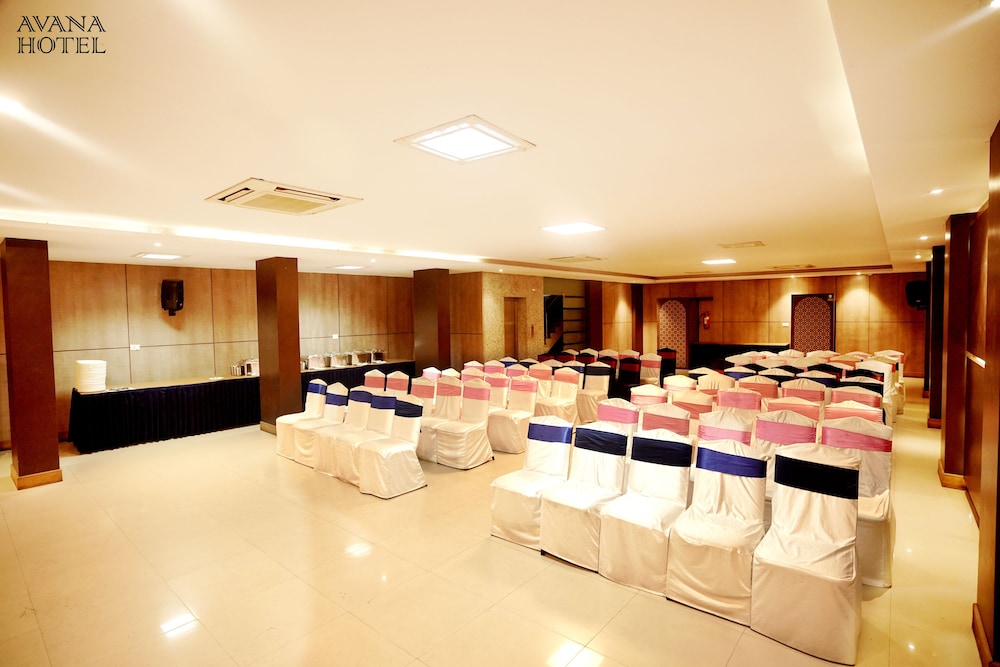 hotel avana by minze