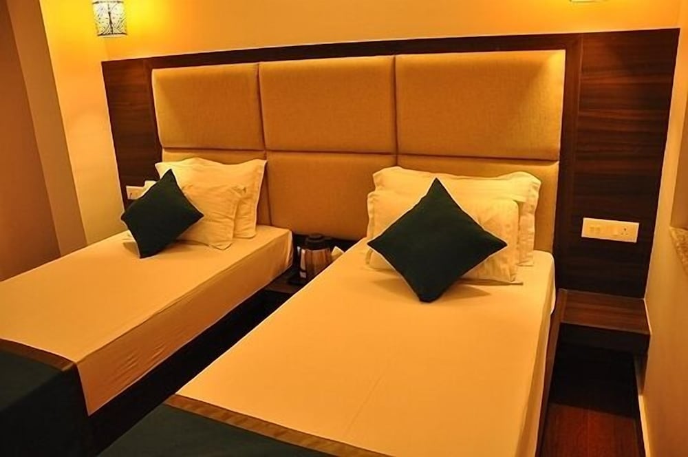 hotel avana by minze