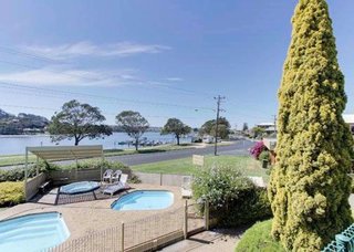 Comfort Inn & Suites Lakes Entrance,Victoria>>Lakes Entrance,3 star