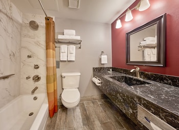 four queens hotel and casino