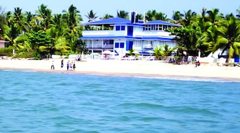 sealine beach resort