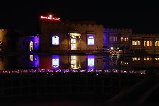 himmatgarh palace adults only