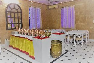 himmatgarh palace adults only